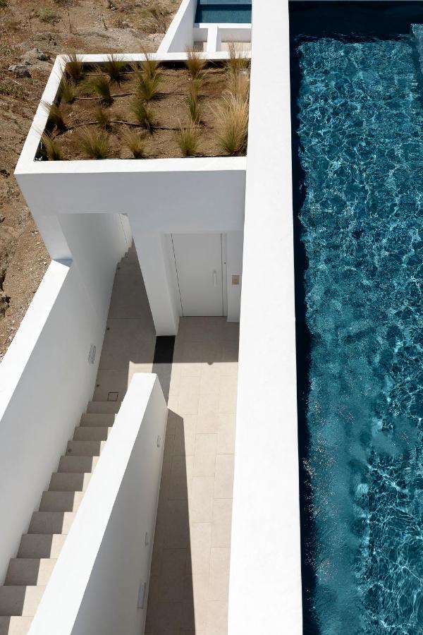 Cubic Mykonos Seafront Design Suites Ornos  Ngoại thất bức ảnh